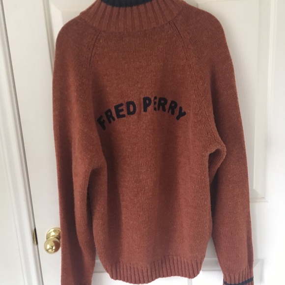 COPY - Men’s Fred Perry Rust & Navy Blue Sweater Small - Picture 4 of 7